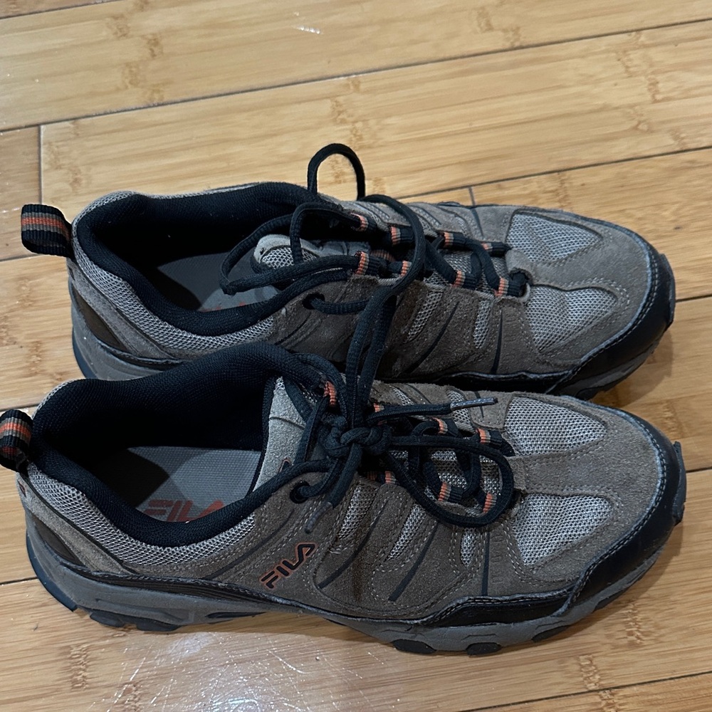 Fila Men's Gray and Black Athletic Hiking Shoes